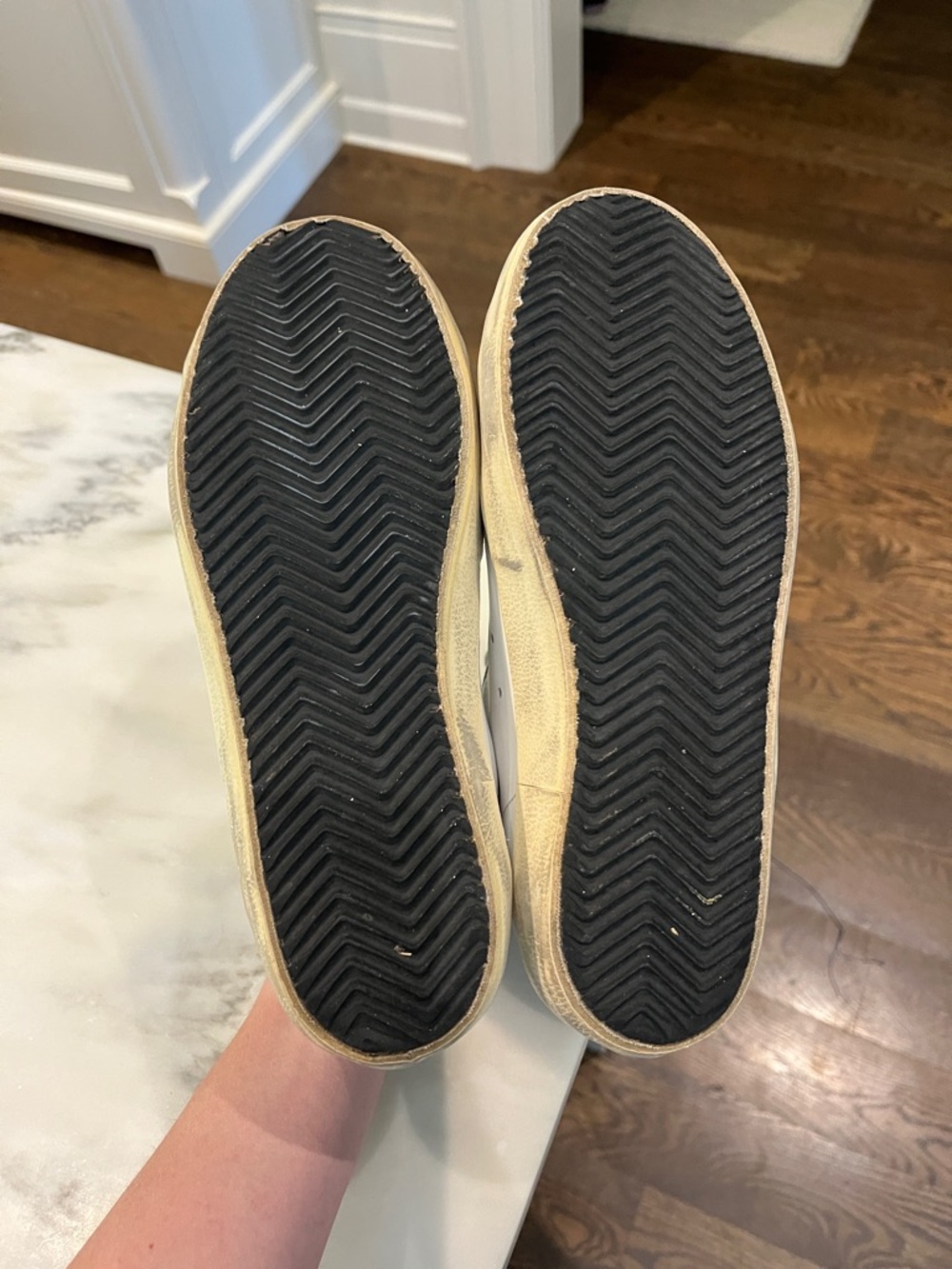 Authentic Golden Goose Sneakers Size 38- AMAZING CONDITION - Picture 7 of 9